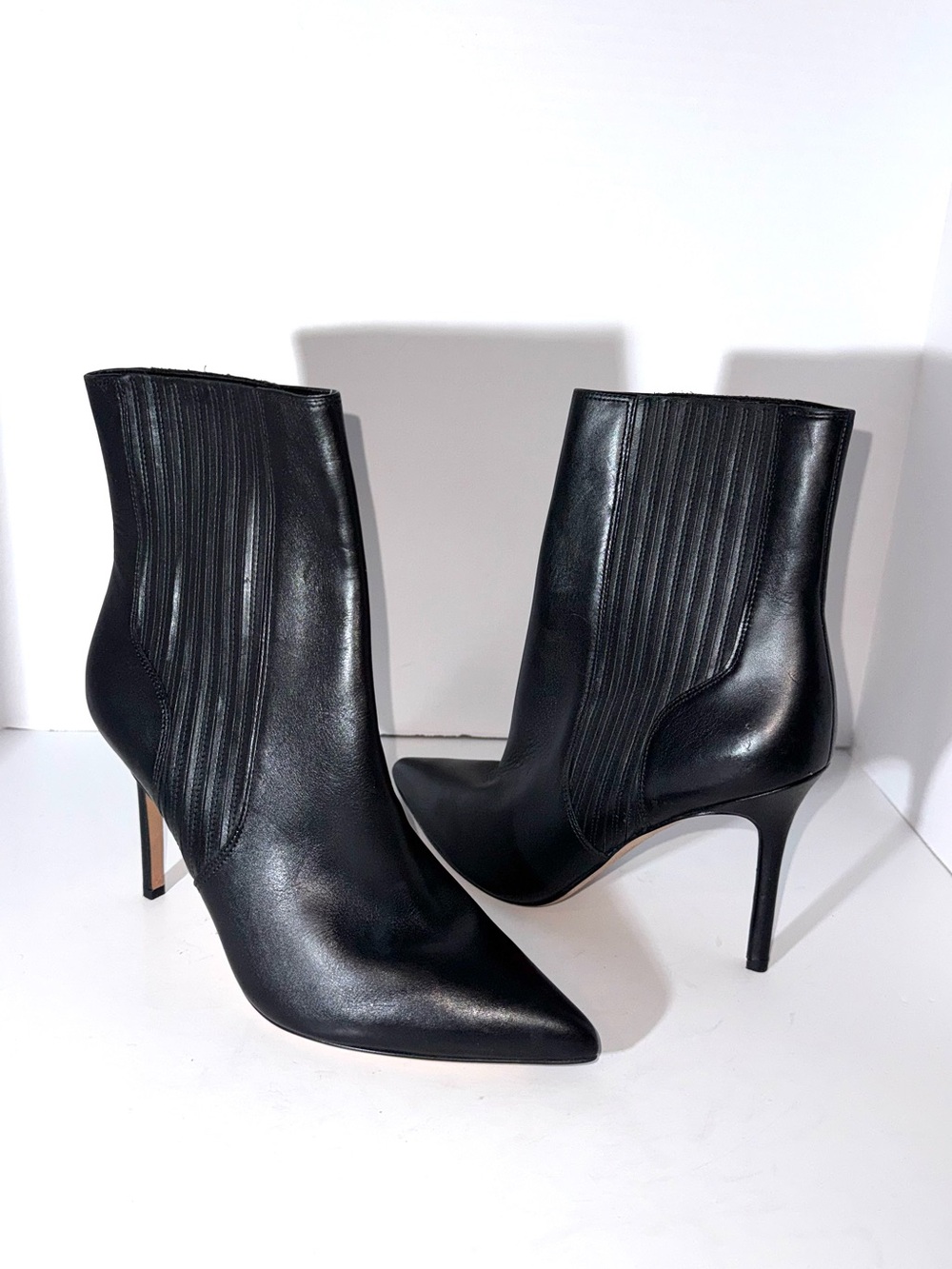 Veronica Beard Lisa Leather Ankle Boots